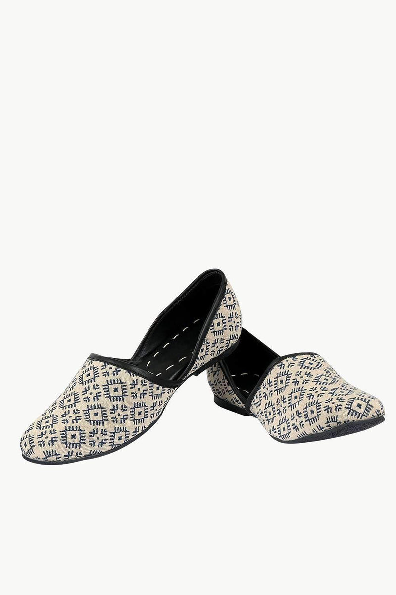 Men's Beige Jacquard Slip-On Juttis