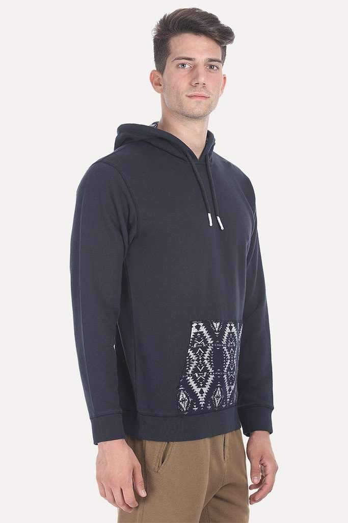 Fleece Popover Hoodie With A Contrast Pocket