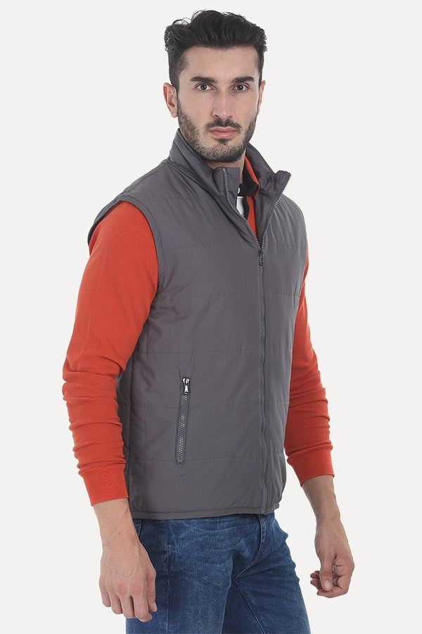 Polyester Padded Sleevless Cire Jacket