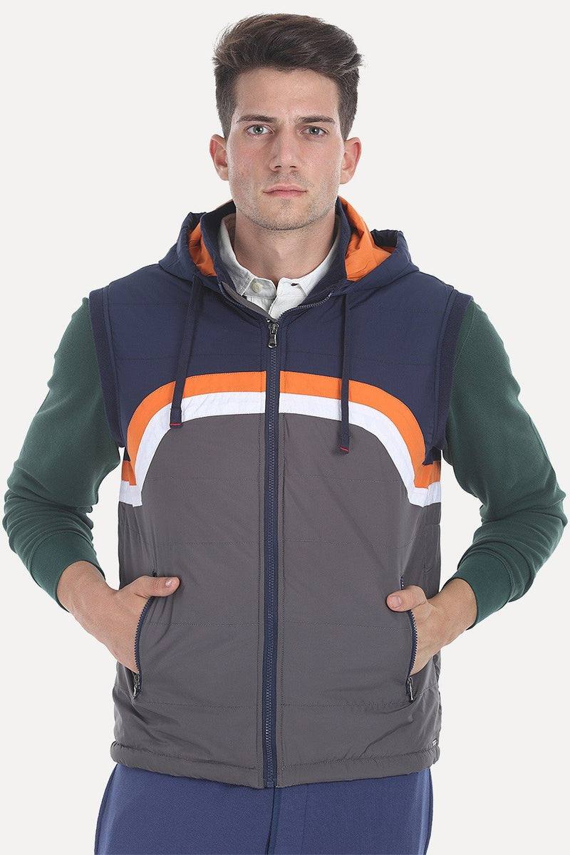 Polyester Padded Sleevless Hooded Cire Jacket