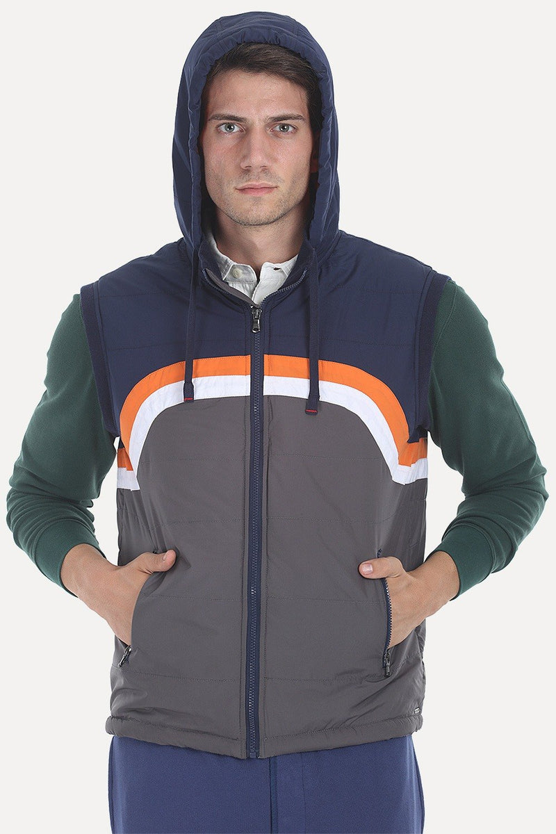 Polyester Padded Sleevless Hooded Cire Jacket
